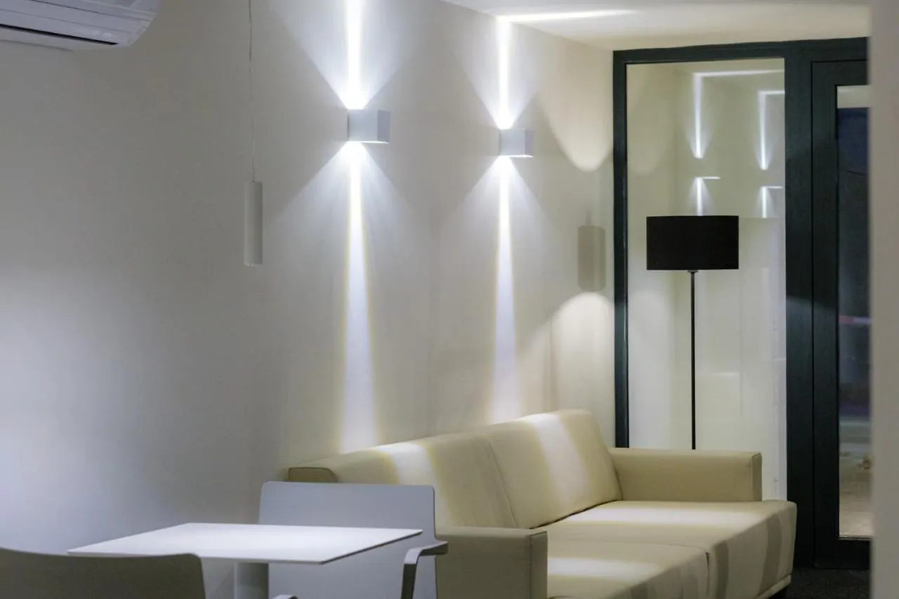 Iroco Hostal Cala D´Or 0*,  Spagna
